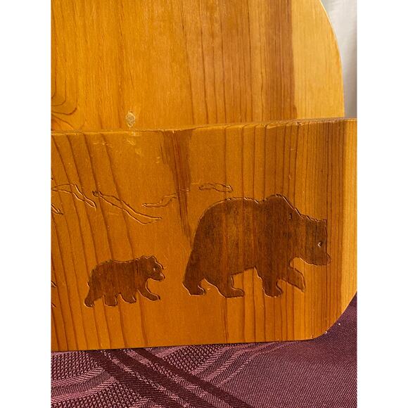 Toadily Handmade Wood 8.5 inch Paper Plate Holder carved Bear and Cub signed EUC - Picture 5 of 16